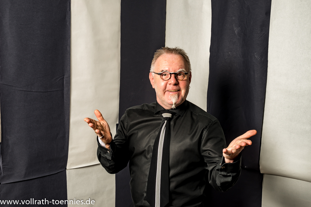 2020 02 01 Black & White Party 2375